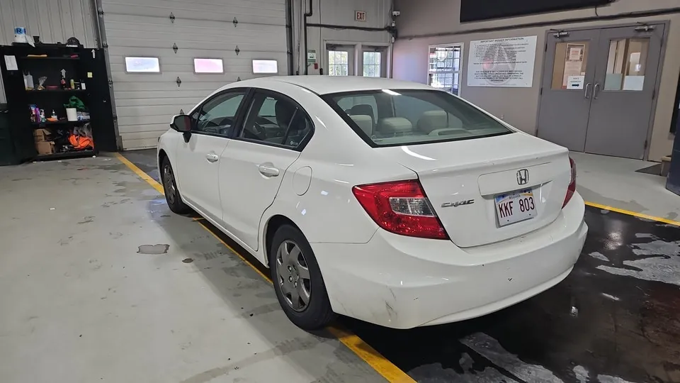 Honda Civic 2012 photo 3
