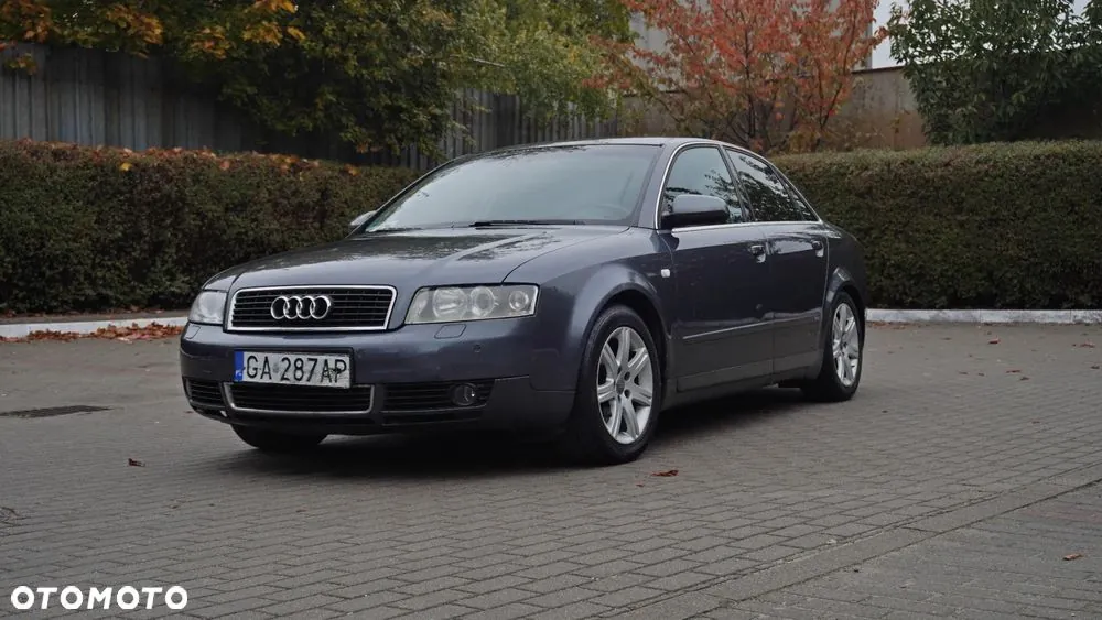Audi A4 Limousine