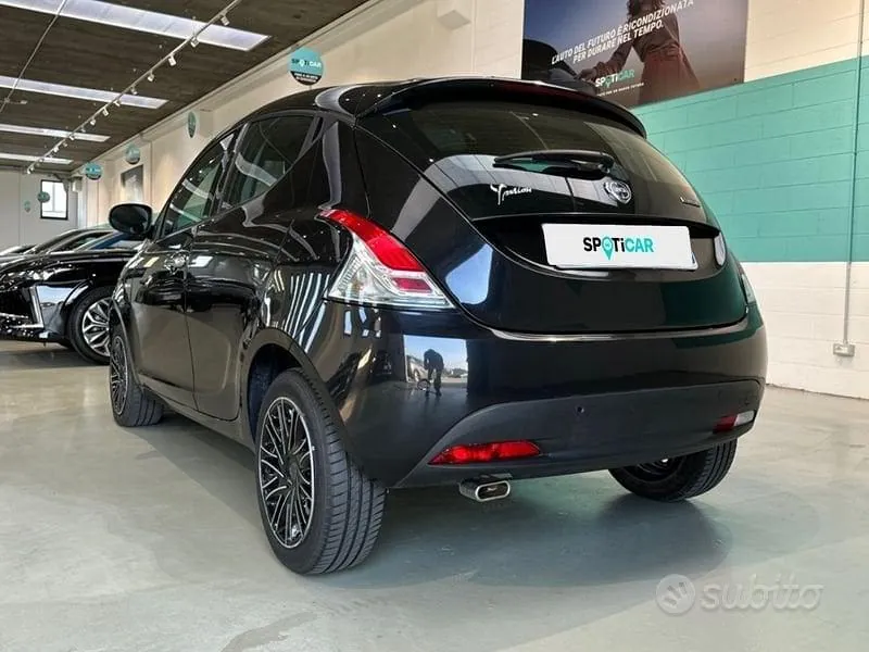 Lancia Ypsilon 2023 photo 3
