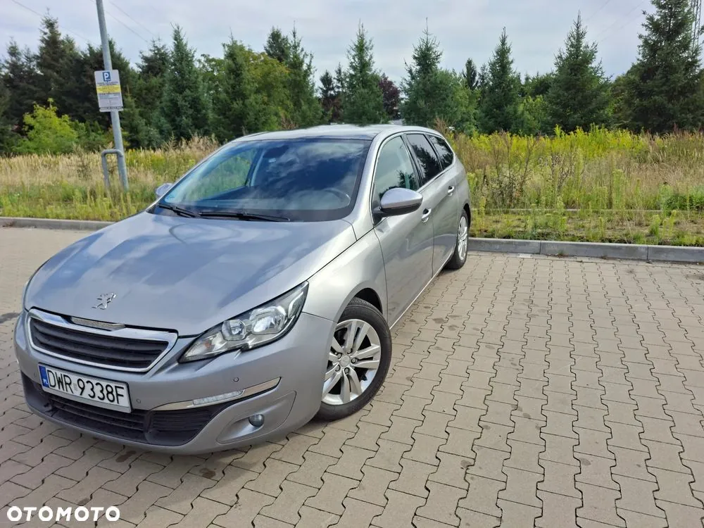 Peugeot 308 2014 photo 3
