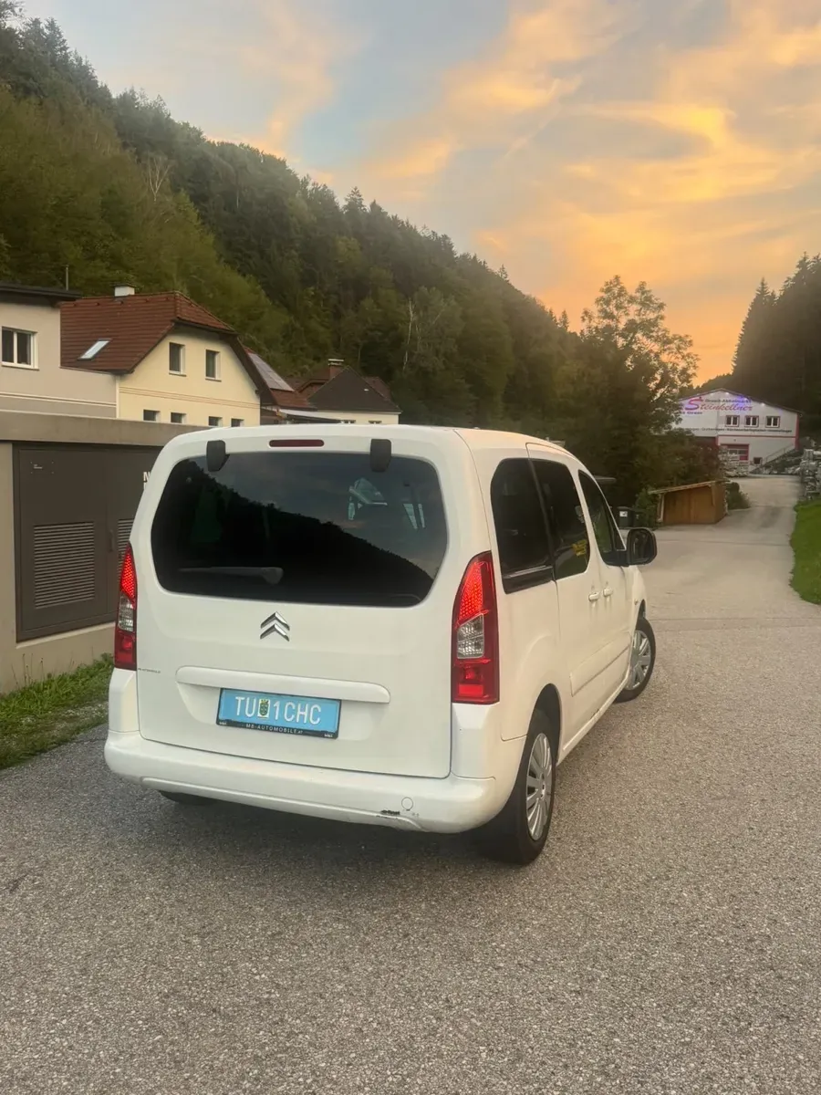 Citroen Berlingo 2010 photo 3