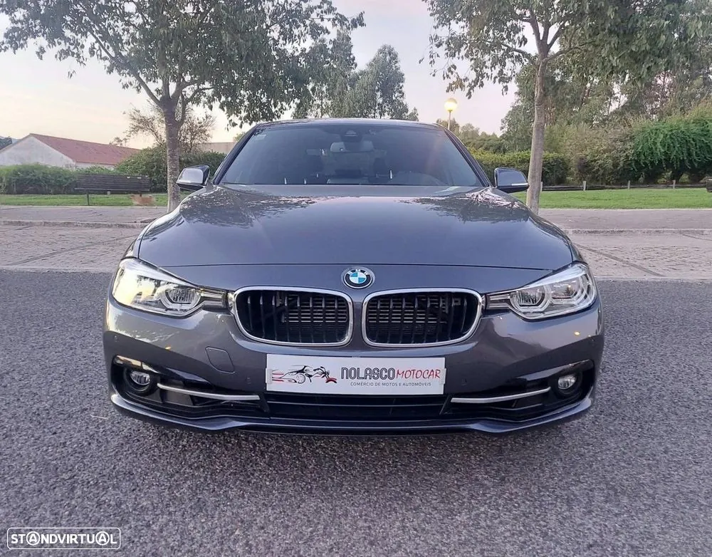 BMW 330