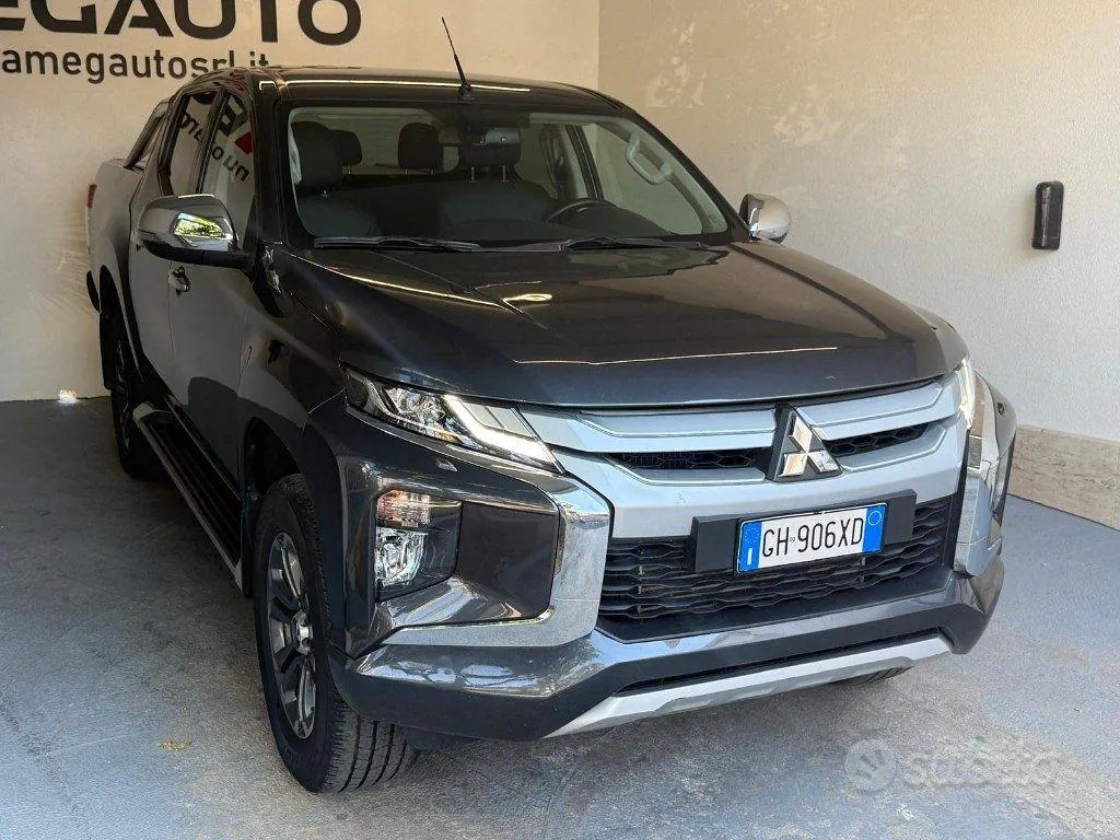 Mitsubishi L200 2021 photo 2