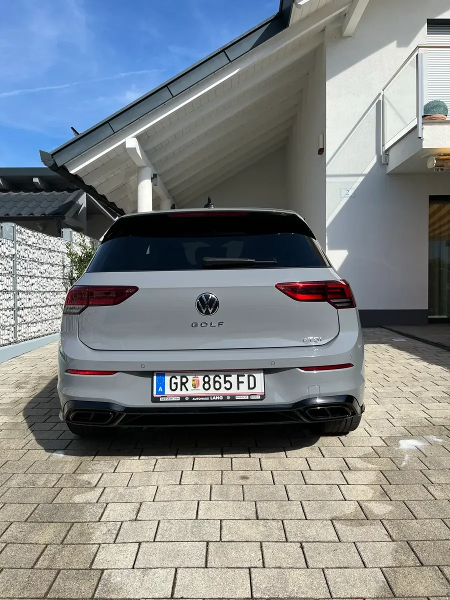Volkswagen Golf 2022 photo 3