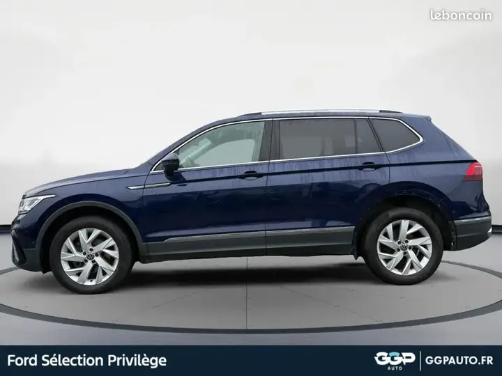 Volkswagen Tiguan Allspace 2024 photo 2