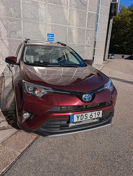 Toyota Rav4 2016 photo 2