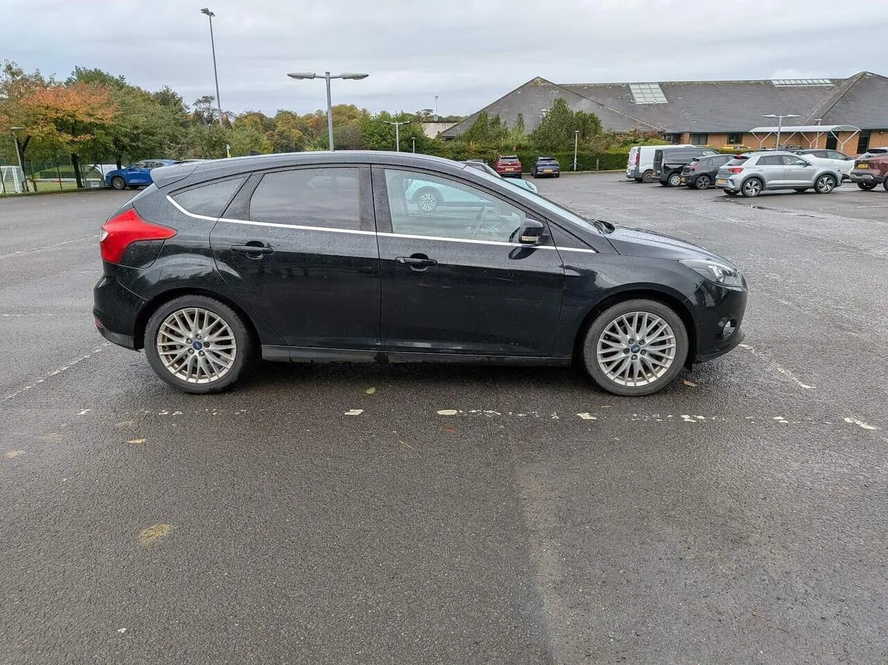 Ford Focus 2012 photo 3
