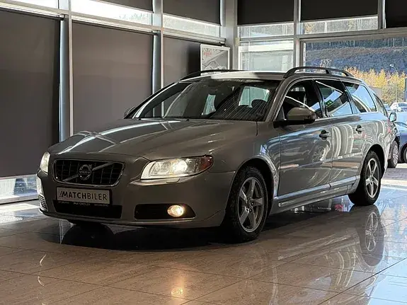Volvo V70 2010 photo 3