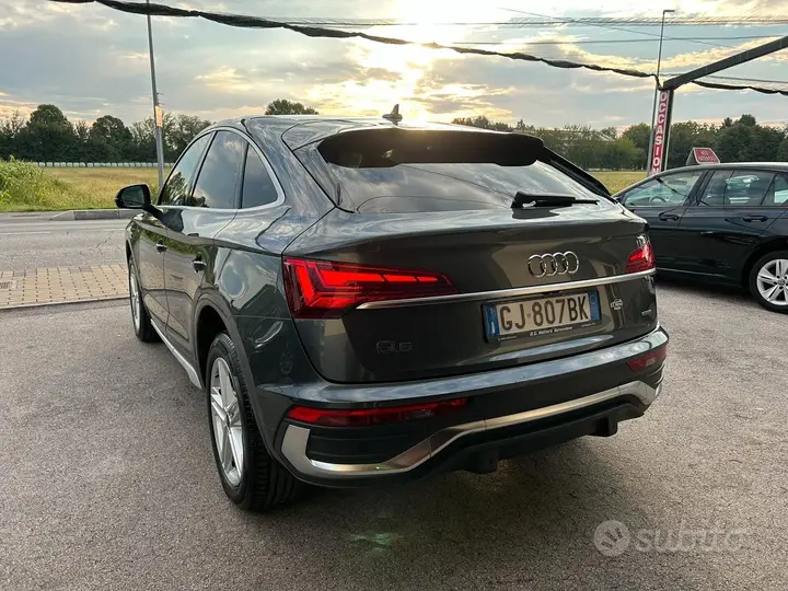 Audi Q5 2022 photo 3
