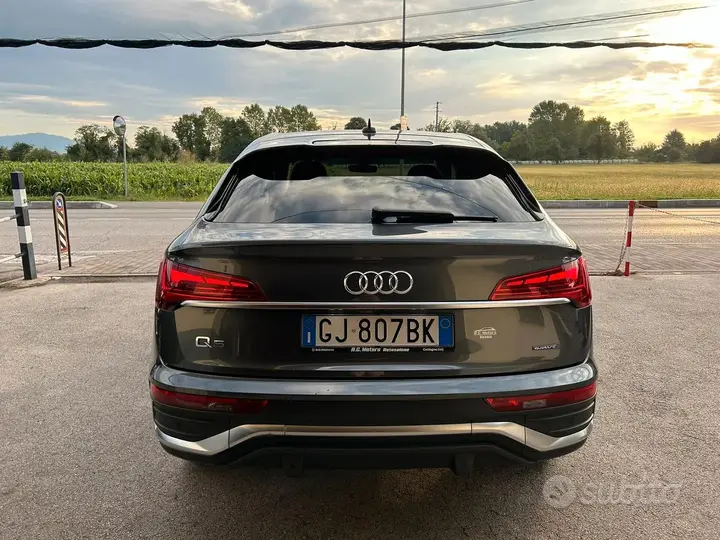 Audi Q5 2022 photo 4