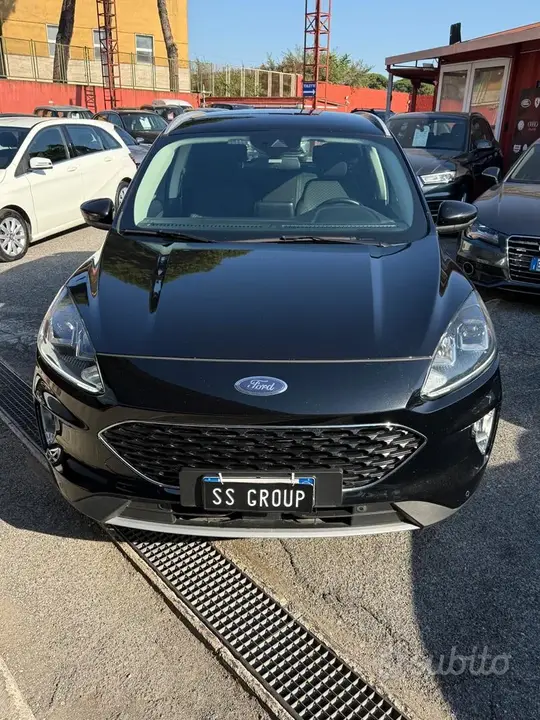 Ford Kuga 2021 photo 2