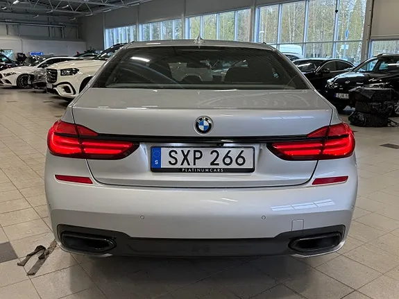BMW 740D 2016 photo 4