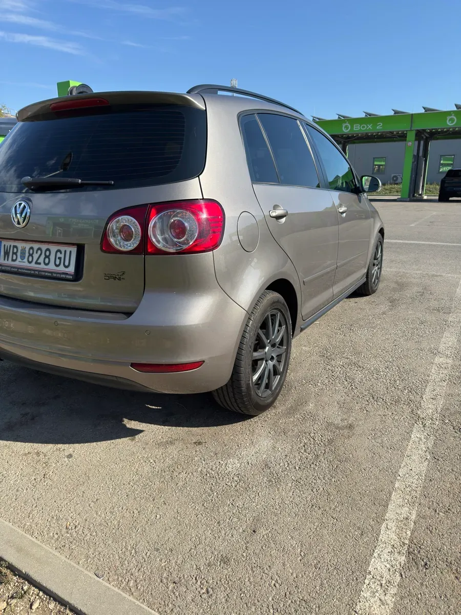 Volkswagen Golf 2013 photo 3
