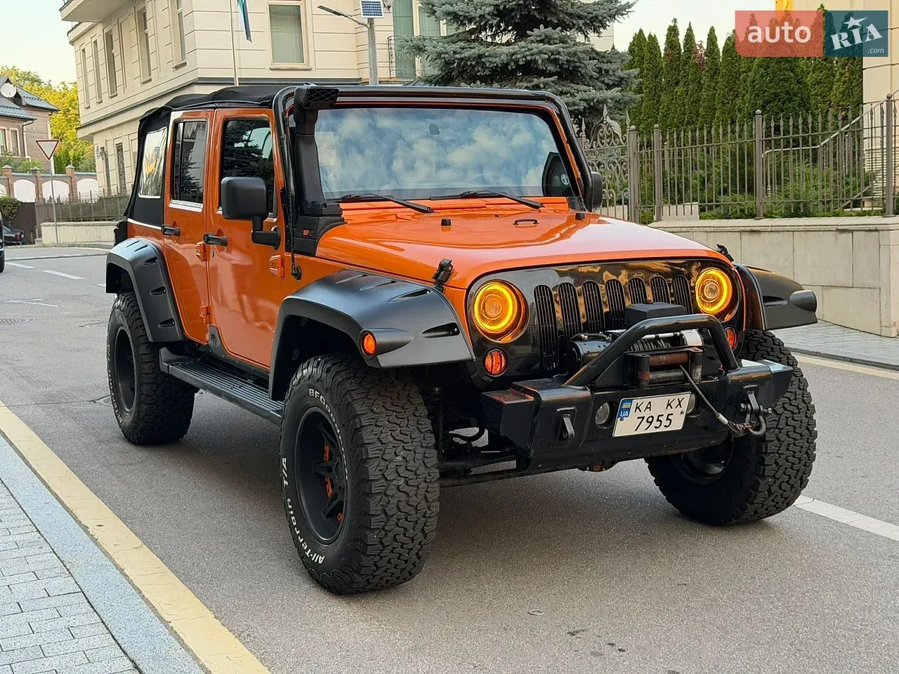 Jeep Wrangler 2011 photo 3