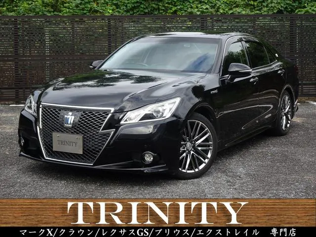 Toyota Crown Athlete Hybrid