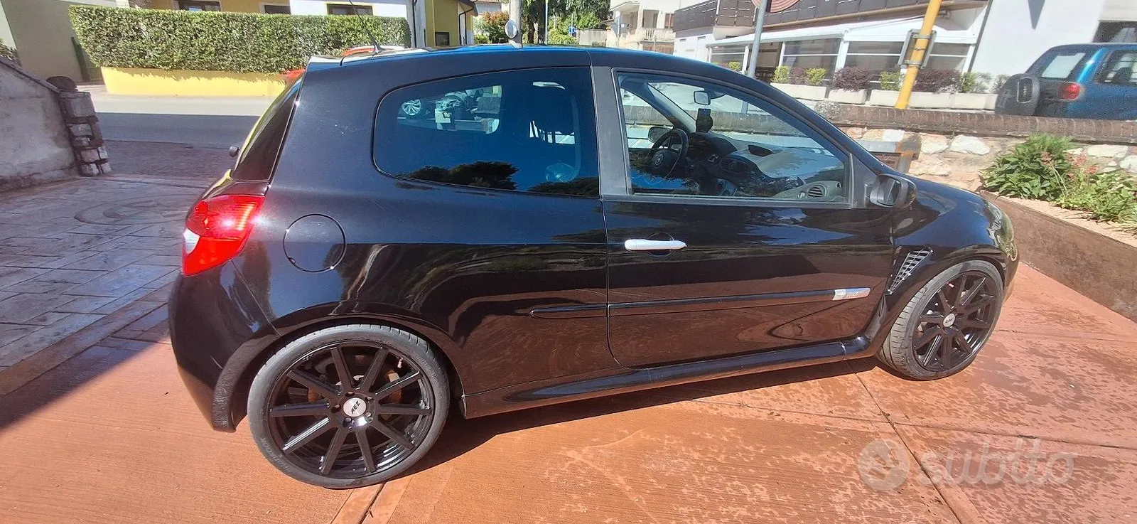 Renault Clio Rs 2009 photo 4