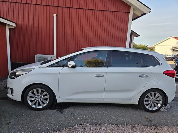 Kia Carens 2014 photo 3