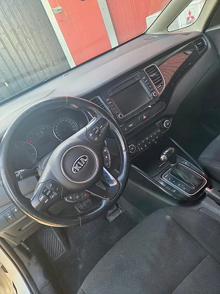Kia Carens 2014 photo 5