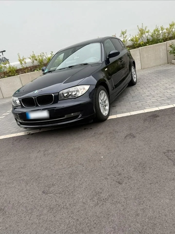BMW E87 116I