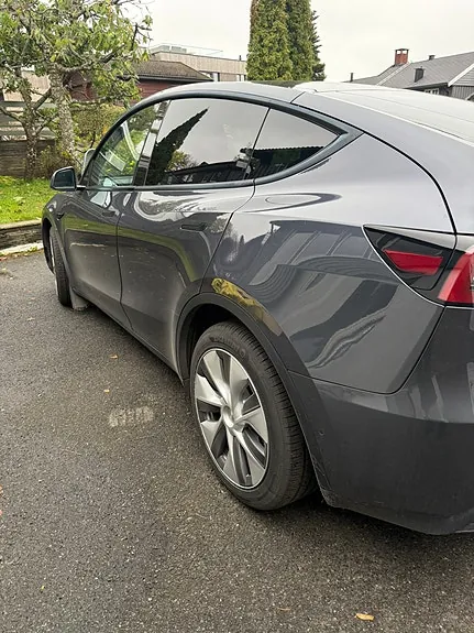 Tesla Model Y 2022 photo 5
