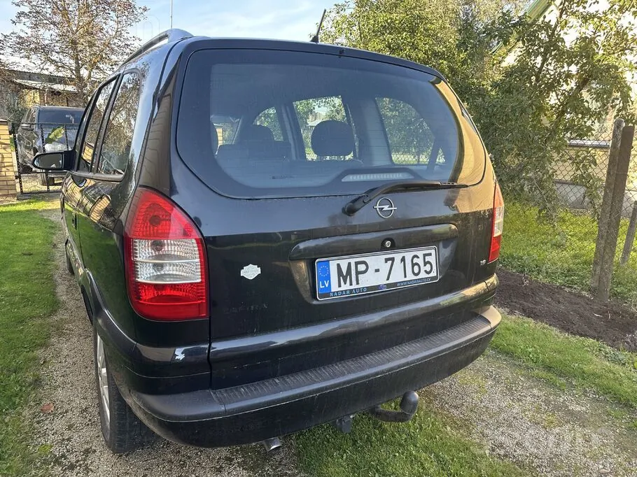 Opel Zafira 2005 photo 4