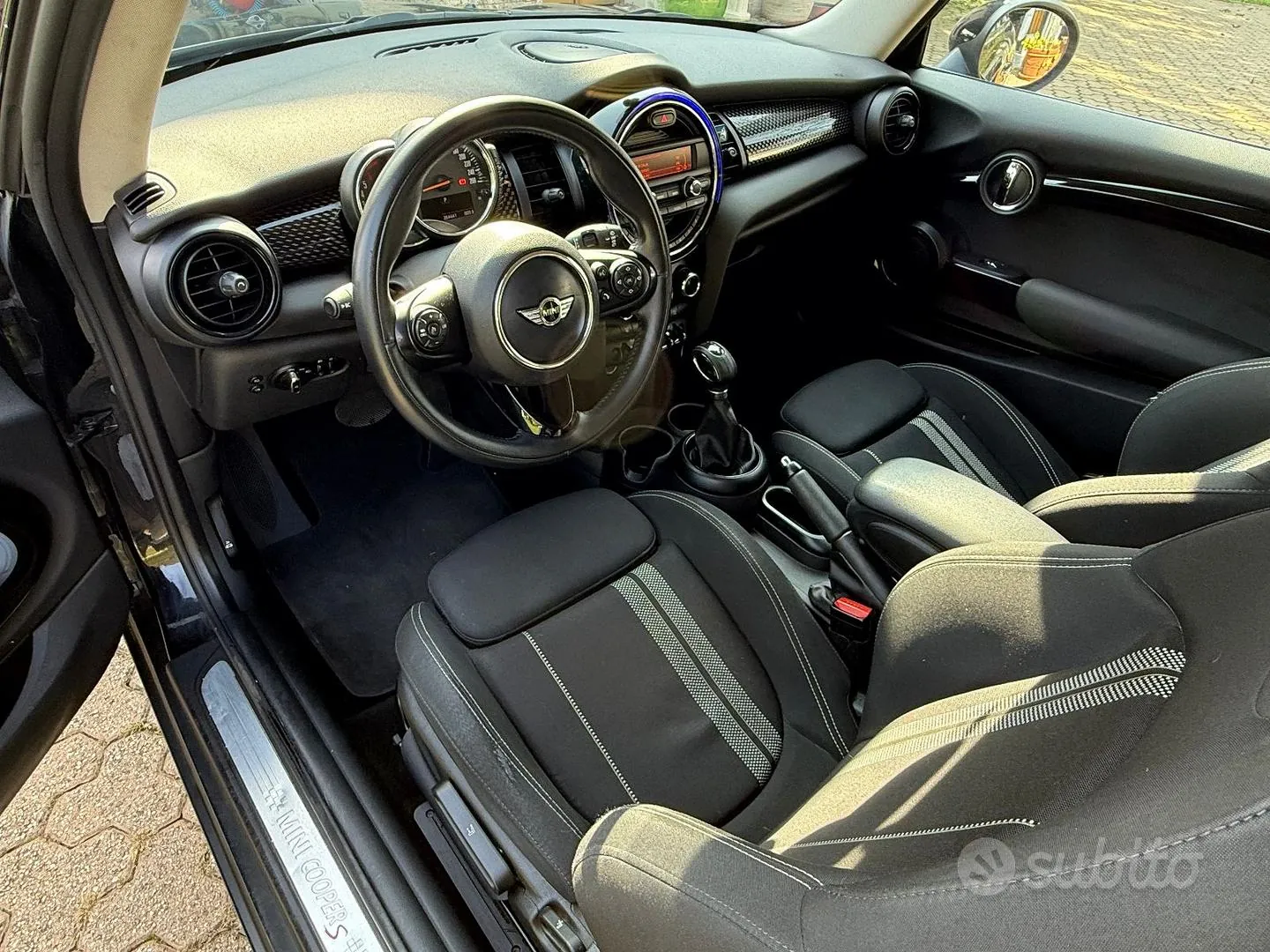 Mini Mini Cooper Sd 2015 photo 4