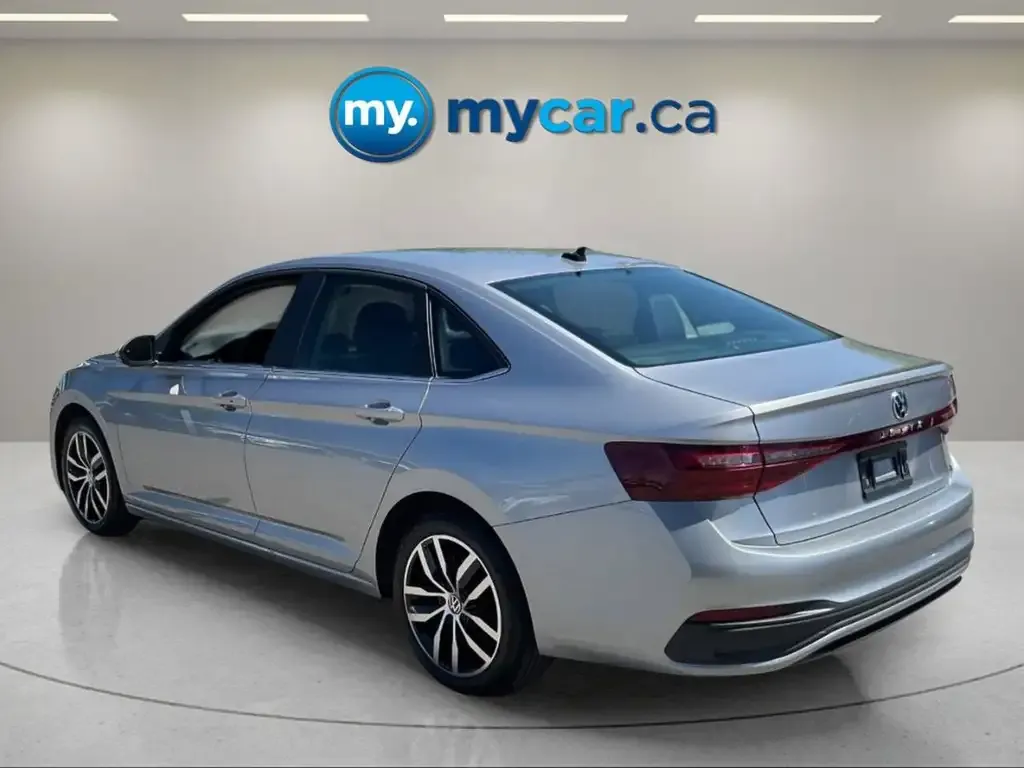 Volkswagen Jetta 2025 photo 3