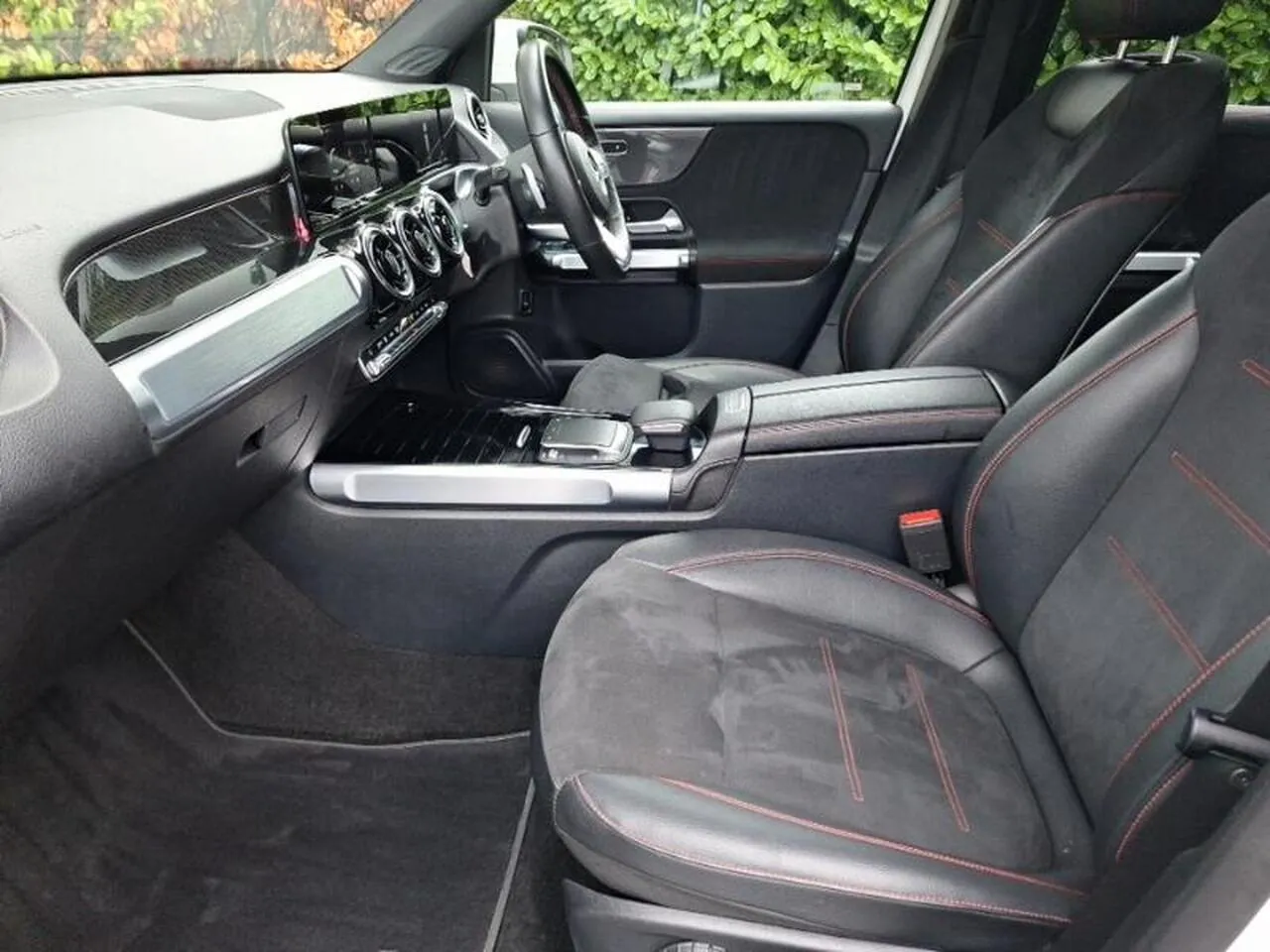 Mercedes-Benz Glb 2022 photo 5