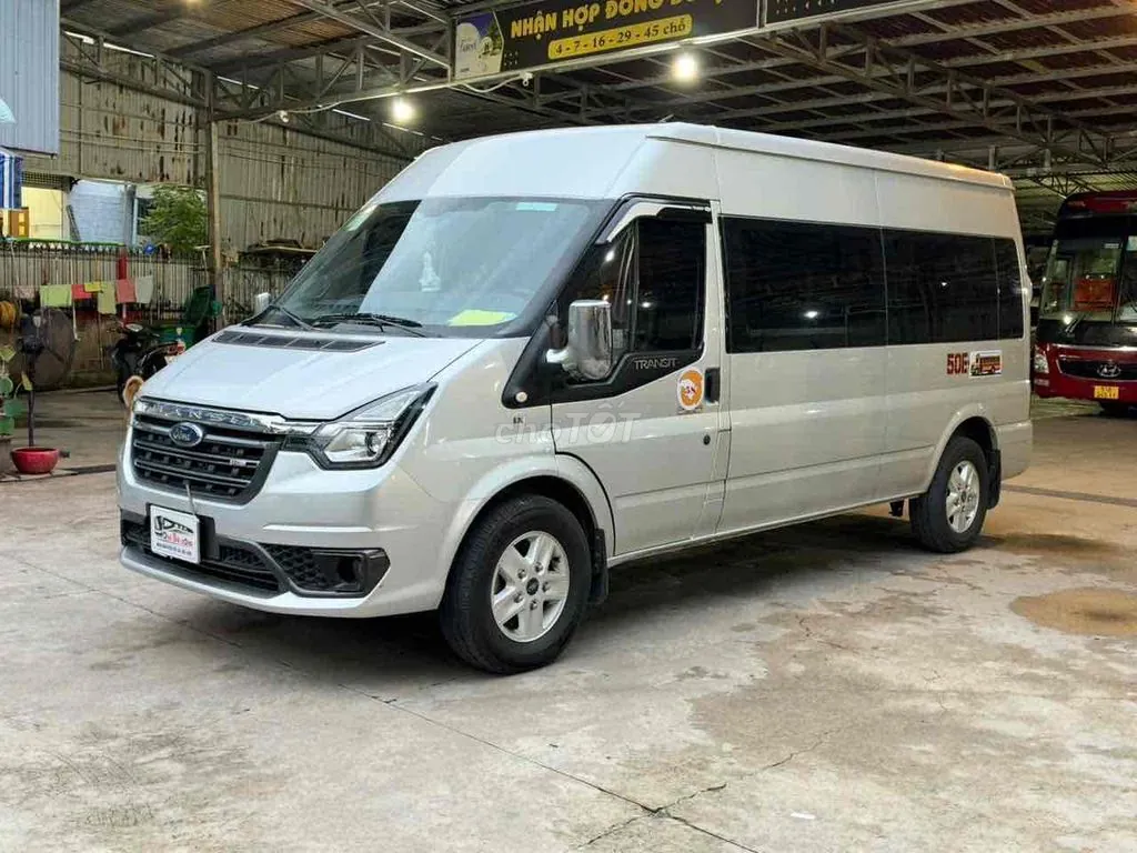 Ford Transit 2023 photo 2