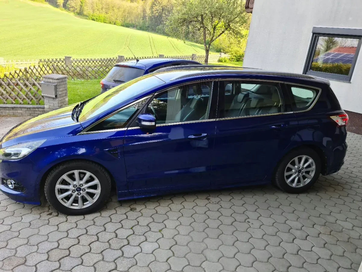 Ford S-Max 2016 photo 3