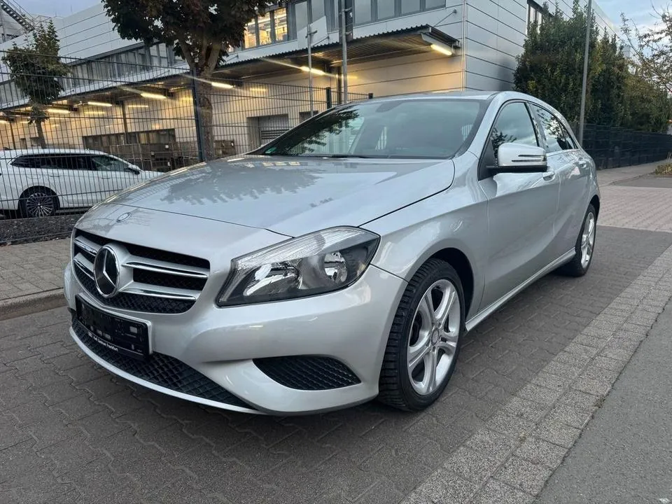 Mercedes-Benz A 180