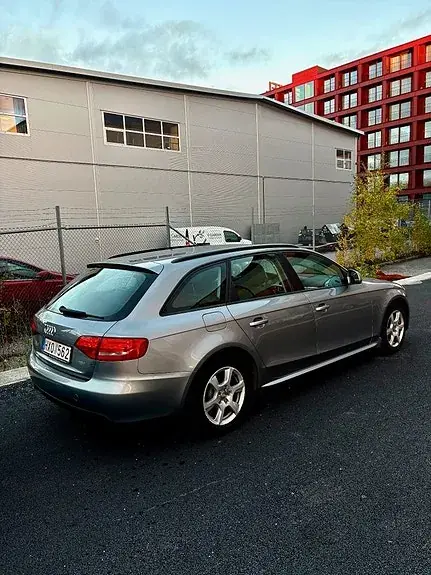 Audi A4 2009 photo 5