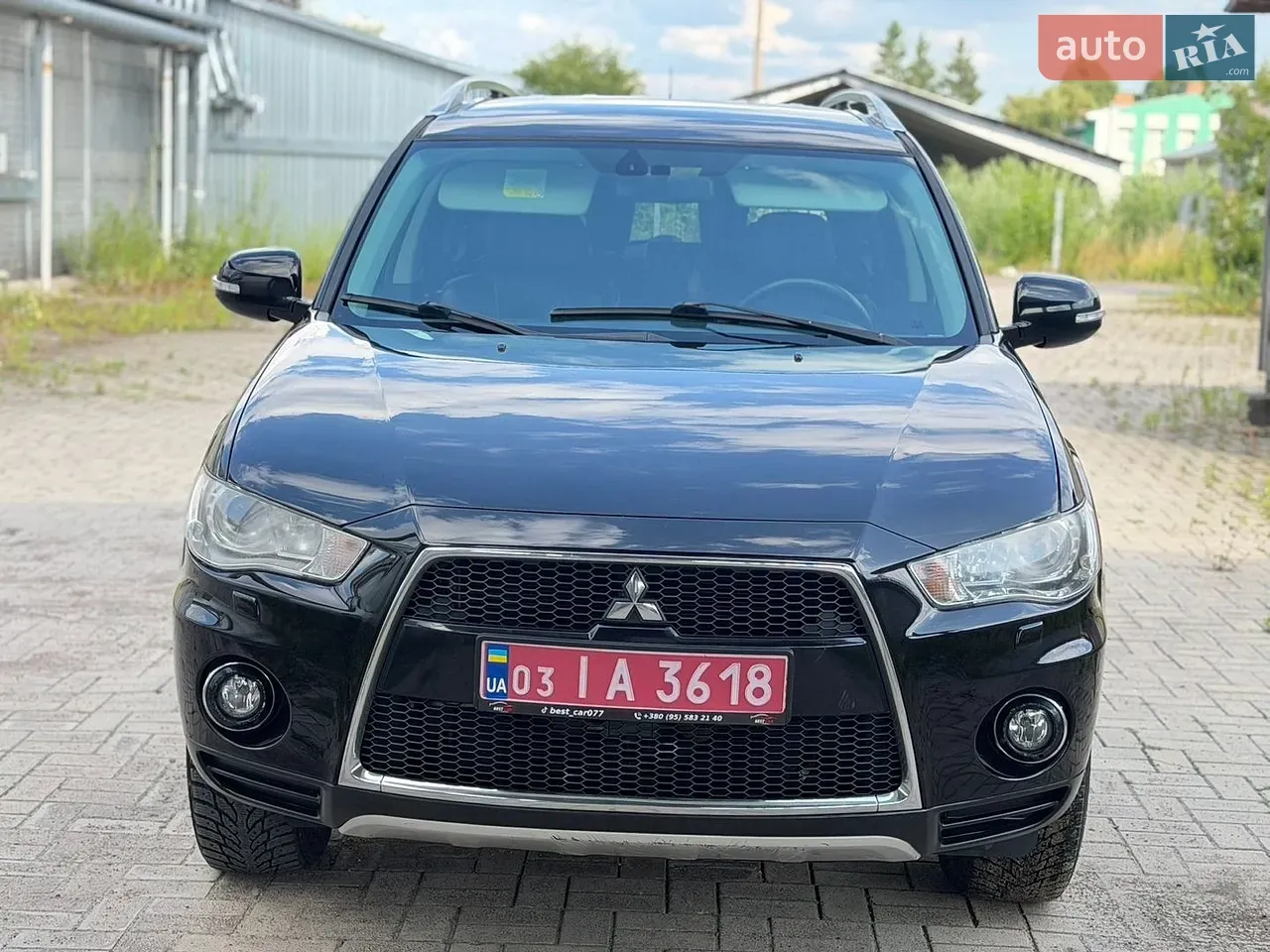 Mitsubishi Outlander 2010 photo 3