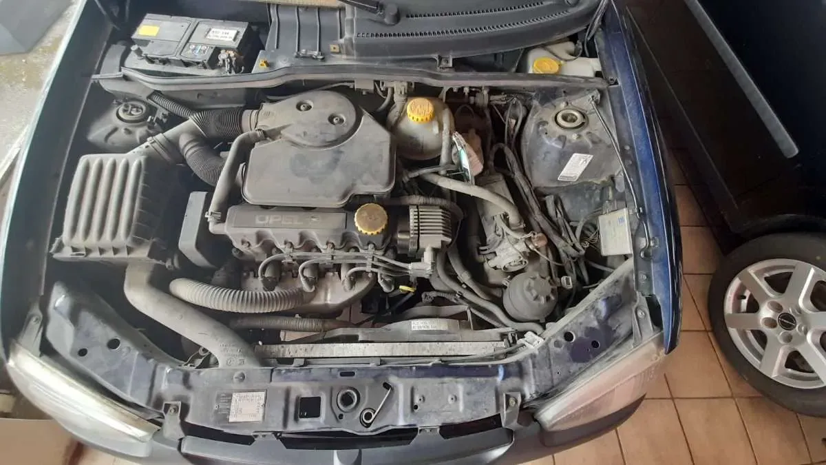 Opel Corsa 1998 photo 3