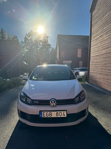 Volkswagen Golf 6 2011 photo 2