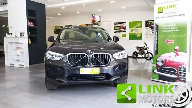 BMW X4 2019 photo 2