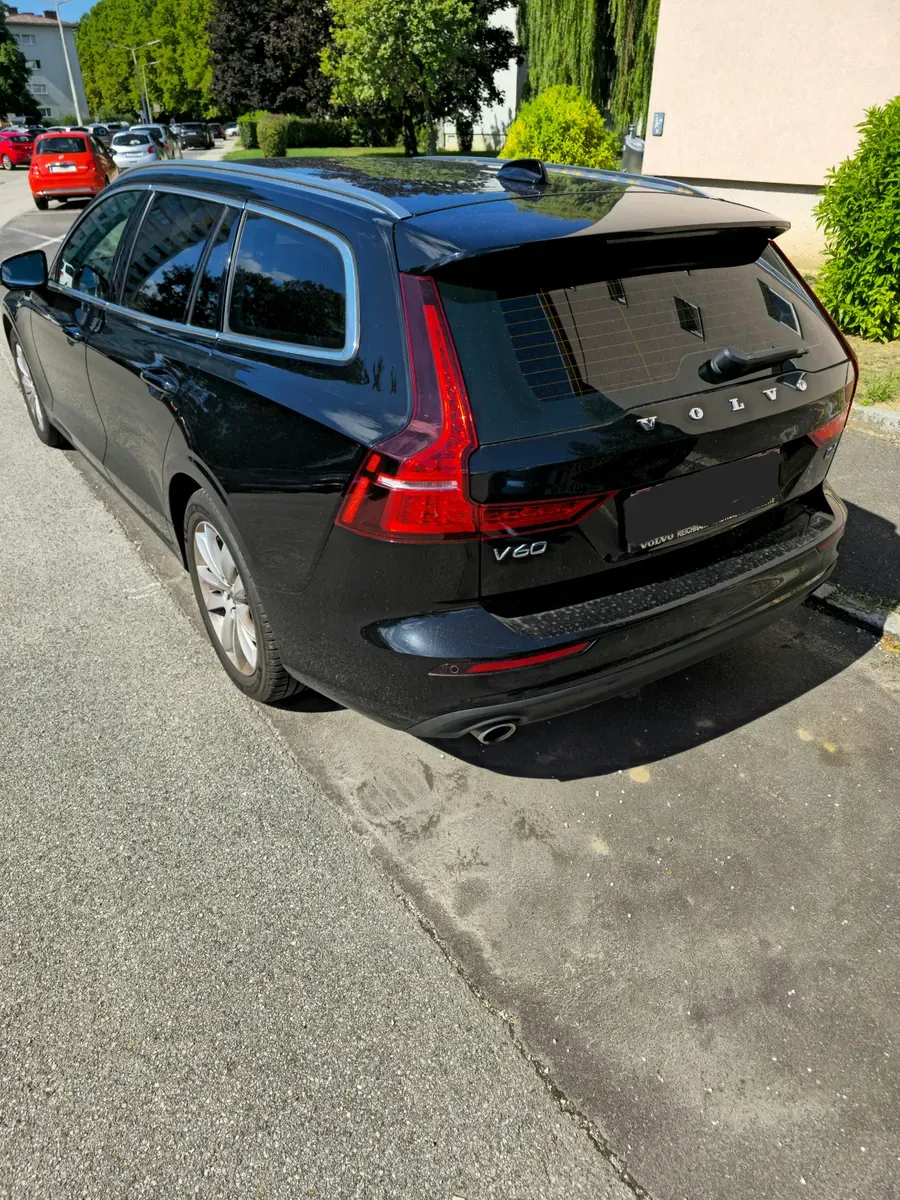 Volvo V60 2018 photo 2