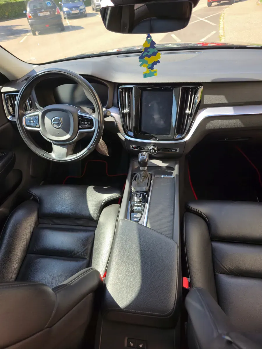 Volvo V60 2018 photo 3
