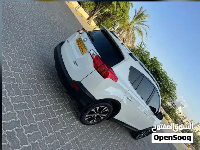 Toyota 4 Runner 2013 photo 2
