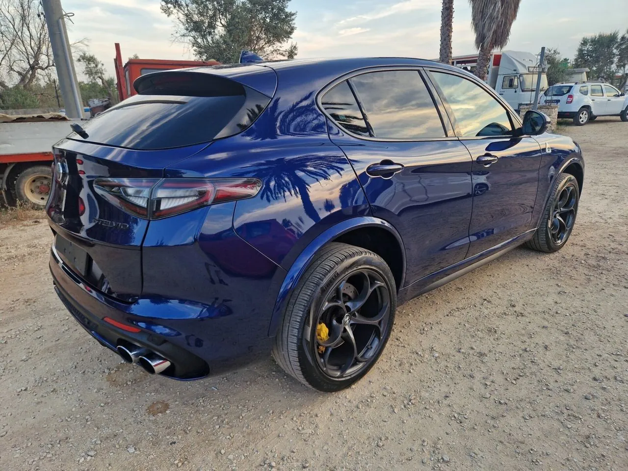 Alfa Romeo Stelvio 2021 photo 4