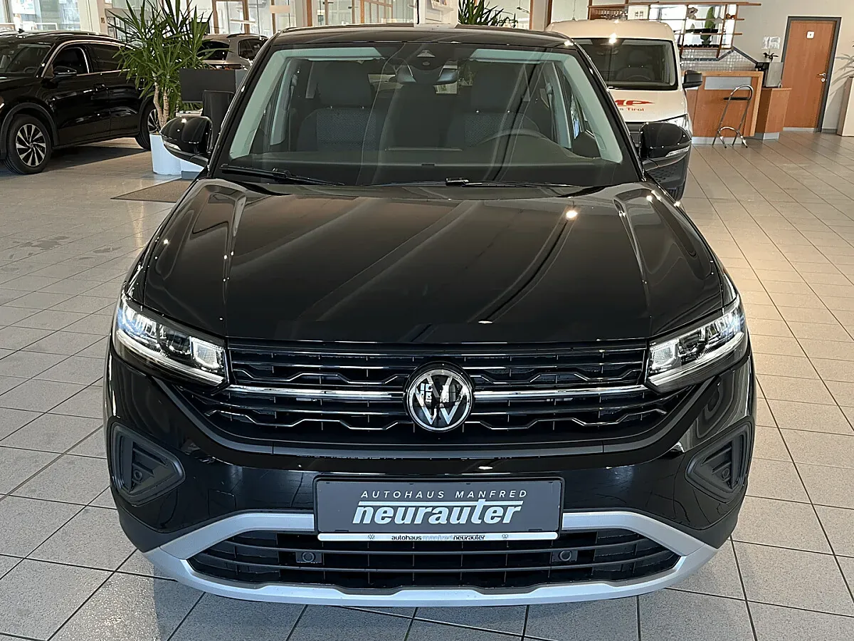 Volkswagen T-Cross 2026 photo 2