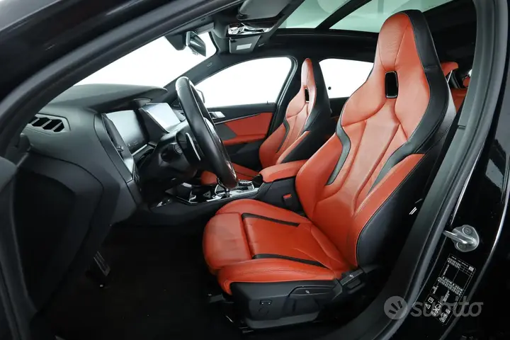 BMW 1 Series 2021 photo 2