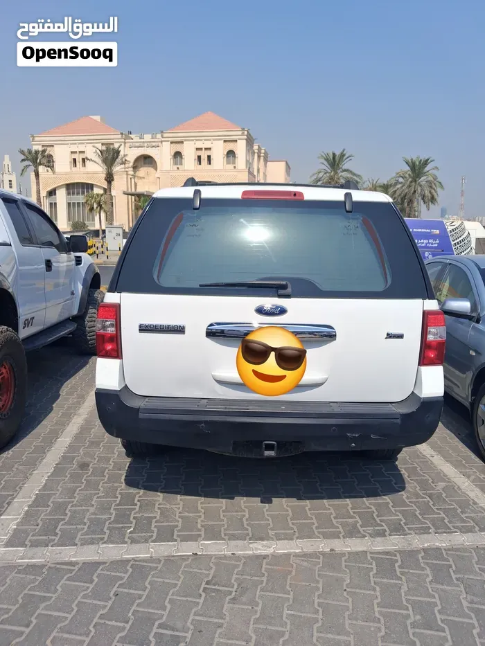 Ford Expedition 2013 photo 4
