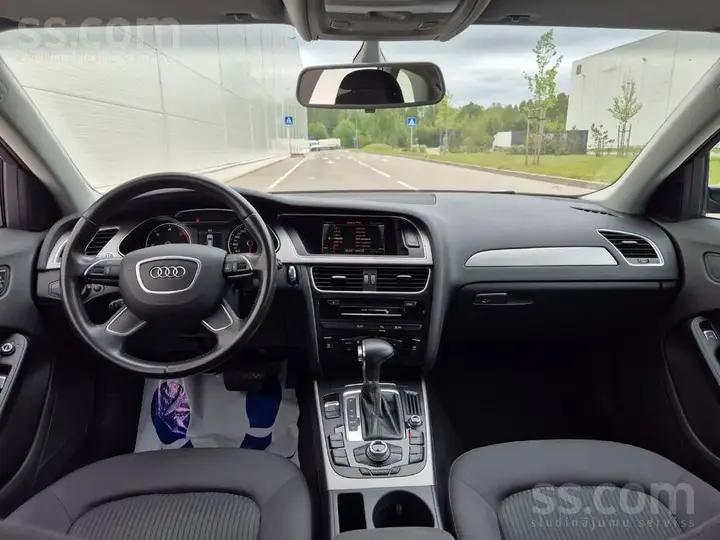 Audi A4 2014 photo 5