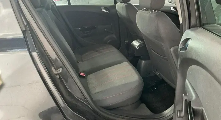 Vauxhall Corsa 2013 photo 4
