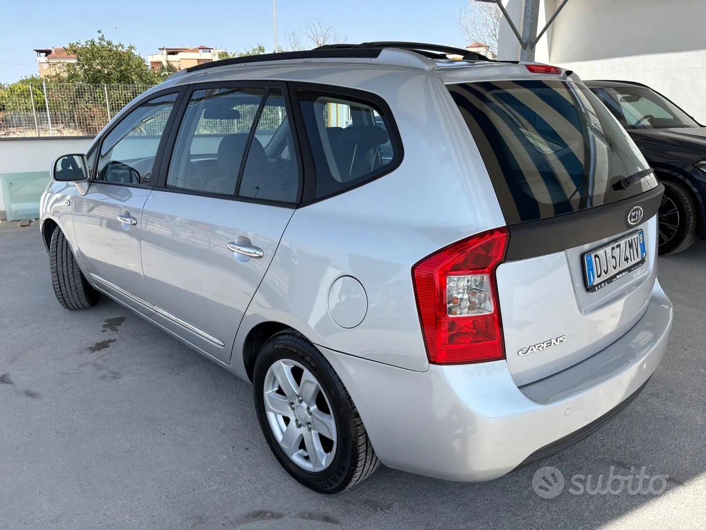 Kia Carens 2007 photo 4