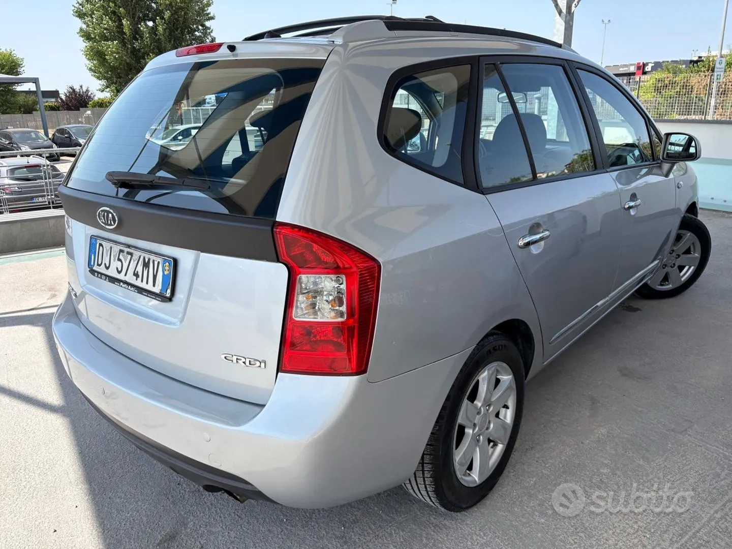 Kia Carens 2007 photo 3