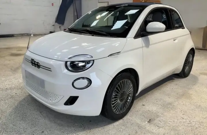 Fiat 500E Cabrio