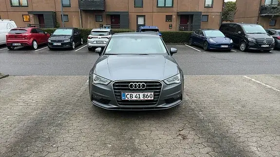 Audi A3 2016 photo 2