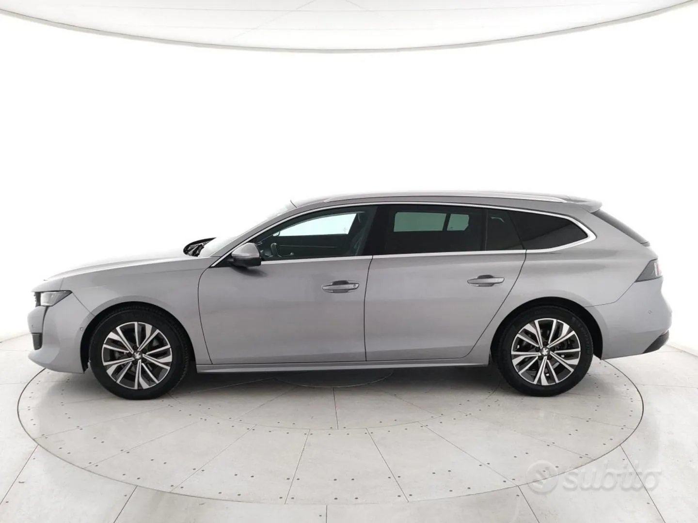 Peugeot 508 2021 photo 2